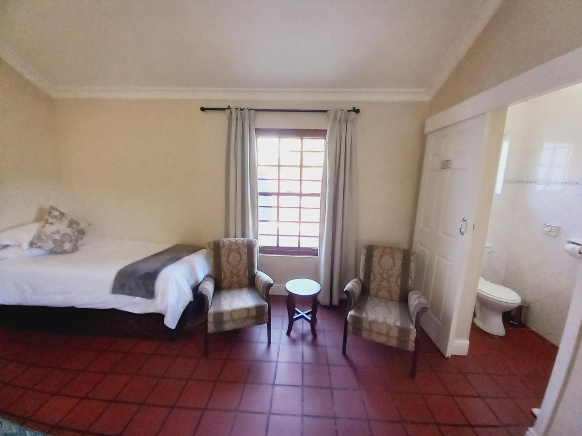 137 High Street Guest House Grahamstown Bagian luar foto